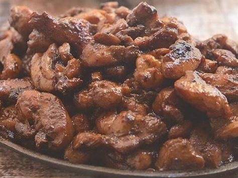 Golden Corral Bourbon Street Chicken Copycat Recipe – Bring the Flavors Home - NewsBreak Burbon Chicken, Malibu Chicken, Bourbon Street Chicken, Street Chicken, Bourbon Chicken Recipe, Sliders Recipes Chicken, Golden Corral, Teriyaki Glaze, Bourbon Chicken