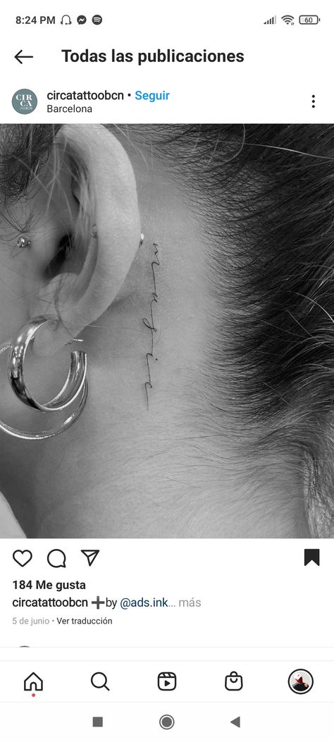 Tattoo Name Behind Ear, Behind Ear Tattoo Small, Bali Tattoo, Rare Tattoos, Behind Ear Tattoos, Tattoo Placements, Tattoo Schrift, Ear Tattoos, Neck Tattoos Women