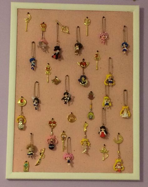 Phone charm display board Phone Charm Display, Charm Display, Keychain Collection Display, Keychain Display Stands, Phone Charm Hook, Display Board, Phone Charm, Jewellery Display, Craft Fairs