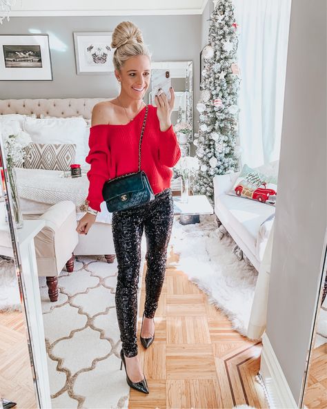 Sequin Leggings Outfit Holiday, Holiday Concert Outfit, Sequin Pants Outfit Holiday, Sequin Leggings Outfit, Holiday Sweater Outfit, Black Sequin Pants Outfit, Sequins Leggings Outfit, Leggings Christmas Outfit, Sequin Pants Outfit