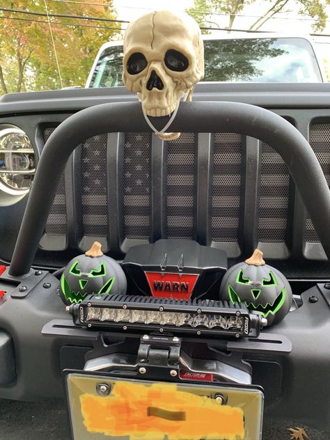 Jeep Wrangler Halloween Ideas, Jeep Wrangler Forum, Wrangler Unlimited Sahara, Wrangler Unlimited Sport, Jeep Wrangler Unlimited Rubicon, Bear Arms, Jeep Jl, Wrangler Unlimited, Chevy Malibu