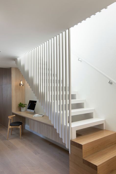 Home Office Area, تحت الدرج, درج السلم, Open Stairs, Asma Kat, Staircase Design Modern, Stairs Design Interior, House Staircase, Stair Railing Design