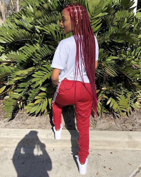 Red Knotless, Red Weave Hairstyles, Black Hair Bun, Braiding Hair Colors, Knotless Box Braids, Hairstyles Pictures, Big Box Braids Hairstyles, Braids Hairstyles Pictures, Cute Box Braids Hairstyles