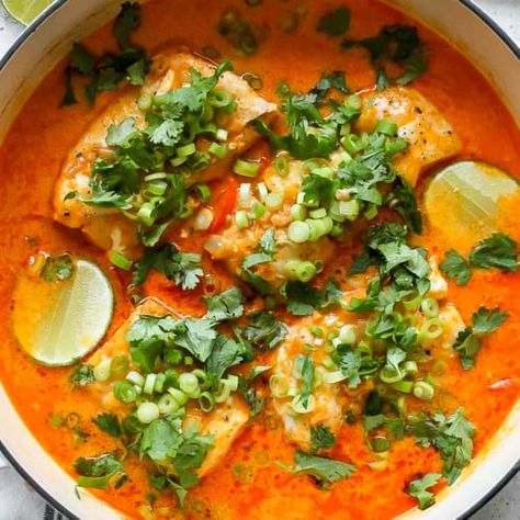 Thai-Inspired Coconut Cod - Dishing Out Health Creamy Coconut Shrimp, Cod Dishes, Cod Fish Recipes, Cod Recipes, Cooking White Rice, Fish Dinner, Coconut Curry, White Rice, Fish Dishes