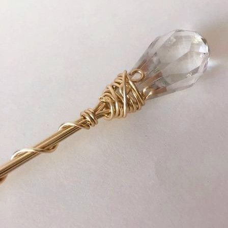 Magic Of Pegasus, Wand Diy, Magic Crystals, Princess Wands, Diy Wand, Pink Jewels, Fairy Wands, Large Crystal, Fairy Godmother