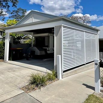 Carport & Garage Screens | Ideas Gallery from Custom Privacy Screens Carport Makeover, Enclosed Carport, Screening Ideas, Garage Projects, Carport Sheds, Outdoor Renovation, Timber Screens, Aluminum Screen, Screen Enclosures