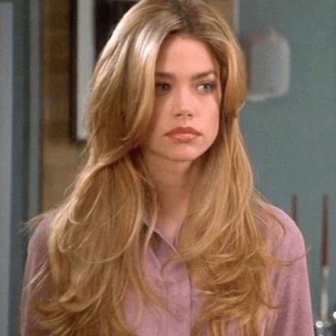 90s Haircuts, Bombshell Hair, Travel Hairstyles, Hairstyles For Layered Hair, Hair Guide, Blowout Hair, 90s Hairstyles, Priscilla Presley, Hair Flip