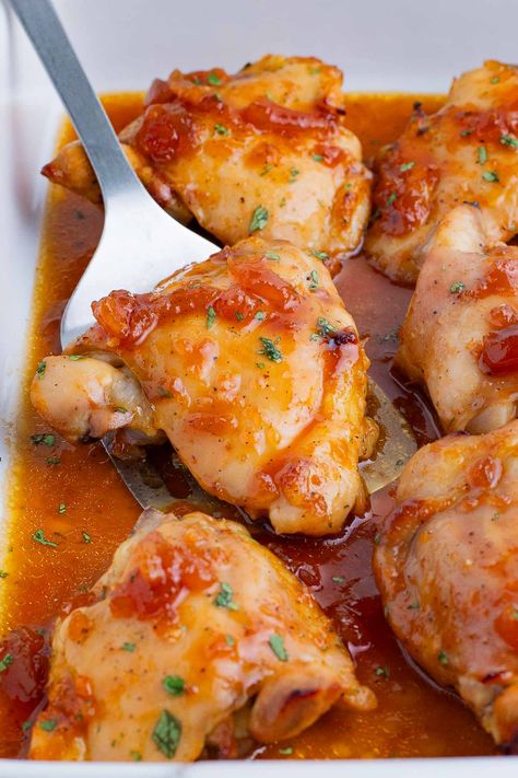 This oven-baked Apricot Chicken thighs recipe will become your new favorite with a flavorful sauce of apricot preserves and barbecue sauce! Apricot Balsamic Chicken, Apricot Chicken Thighs, Baked Apricot Chicken, Apricot Chicken Recipes, Barbecue Sauce Chicken, Apricot Preserves, Bbq Chicken Thighs, Chicken Sauce Recipes, Apricot Chicken