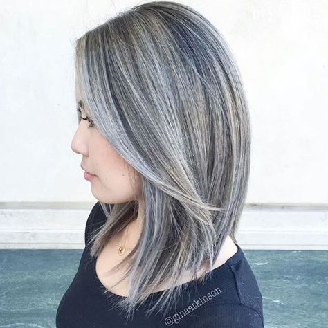 Black Hair With Gray Balayage -  a mix of light and dark grays to add a new dimension to the class cut Long Grey Hair, Grey Balayage, Grey Brown Hair, Grey Hair Looks, Gray Balayage, Grey Highlights, Salt And Pepper Hair, Dark Hair With Highlights, Silver Hair Color