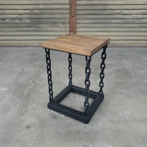 Thank you very much for seeing it. I made it by welding the chain. As it has an adjuster, it eliminates rattling. I think that it can be used not only for chairs, but also for side tables and displaystand. [Size] Height 47cm (18.5 inches) Width 30cm(11.8 inches) depth 30cm(11.8 inches) [Color] Matte black Since all of them are by hand, there may be some dimensional errors, coating unevenness, scratches, etcPlease understand and consider purchasing. Payment is PayPal only. Please be aware that I Cool Welding Projects, Welded Metal Projects, Welding Crafts, Welded Furniture, Metal Outdoor Furniture, Wrought Iron Decor, Welding Art Projects, Welding And Fabrication, Welding Table