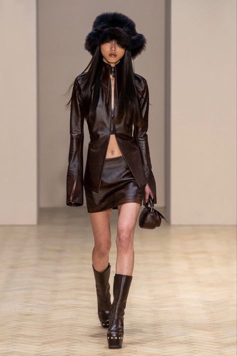 Marissa Cooper, Leather Trend, Runway Fashion Couture, Winter 22, Leather Shirt, Winter Trends, Leather Outfit, Creative Direction, Leather Mini Skirts