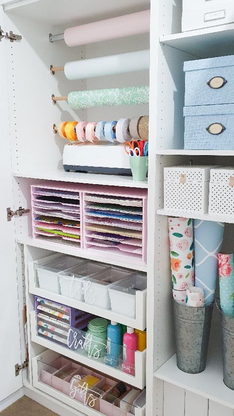 Craft Room Cupboards, Ikea Pax Craft Room, Pax Craft Storage, Hobby Room Design Small Spaces, Organizing A Craft Room, Office Craft Room Combo, Craft Room Organisation, Craft Organisation, Ikea Crafts