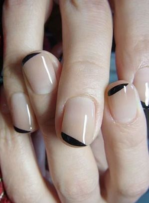 Black Line Nail Art, Boho Nail Ideas, Nail Ideas Short, Art Beginners, Beginners Art, Classy Nail Art, Line Nail Art, Nail Art Diy Easy, Classy Nail