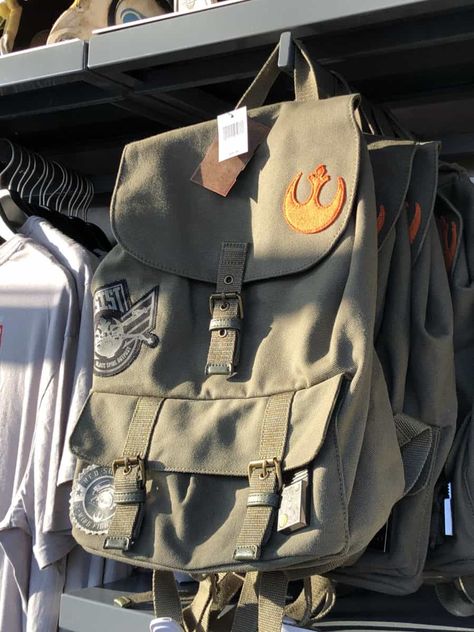 Princess Leia Shirt, Star Wars Bag, Galaxys Edge, Pilot Costume, Star Wars Merch, Star Wars Galaxy, Street Style Bags, Fandom Fashion, Galaxy's Edge