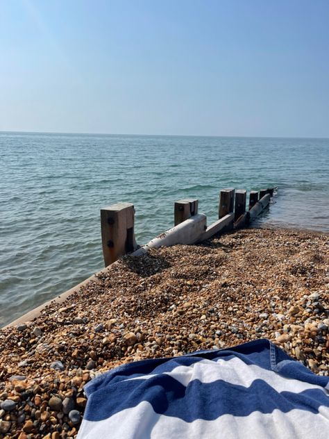 English Pebble beaches in summer Pebbles Aesthetic, Pebbly Beach, Sea Scapes, Uk Beaches, Summer Destinations, Pebble Beach, European Summer, In Summer, Beach Day