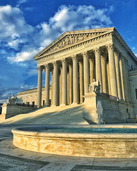 Supreme Court | Washington DC United States | Architecture Fountain| Historic Building | Travel Photography | Restaurant Decor | Hotel Décor by DePlagePhoto on Etsy https://www.etsy.com/listing/750173704/supreme-court-o-washington-dc-united Mark Beach, Princess Of England, Washington Dc Photography, Photography Restaurant, Supreme Court Building, Dc Photography, West Coast Travel, Dc United, Photographic Paper