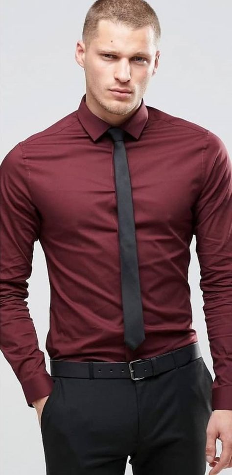 Maroon Shirt Outfit, Shirtdress Outfit, Red Shirt Outfits, Maroon Dress Shirt, Terno Slim, Shirt With Tie, Shirt Outfit Men, Burgundy Shirt, Formal Men Outfit