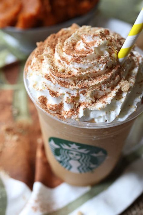 Healthy Fall Breakfast Recipes, Pumpkin Frappuccino, Blueberry Crumble Cake, Pumpkin Spice Frappuccino, Fall Aesthetic Pictures, Fall Recipes Breakfast, Starbucks Pumpkin Spice Latte, Vegan Pumpkin Spice, Starbucks Pumpkin Spice