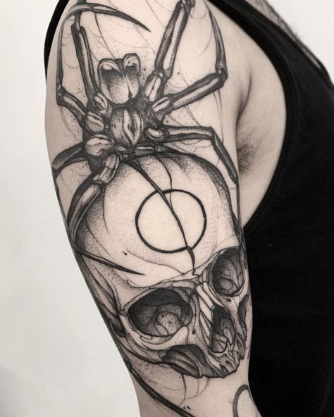 To see more tattoos like this please visit: https://www.chronicinktattoo.com/ Skulltula Tattoo, Spider Tattoo Outline, Sacred Tattoo, Skull Spider, Tattoo Skull, Spider Tattoo, R Tattoo, Traditional Tattoo Art, Shoulder Tattoos For Women