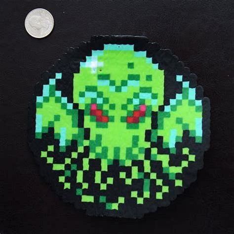 Cthulhu Cross Stitch, Cthulhu Christmas, Outer Gods, Pixel Quilts, Stitch Games, Cross Stitch Sampler Patterns, Nerd Crafts, Perler Ideas, Pearl Beads Pattern