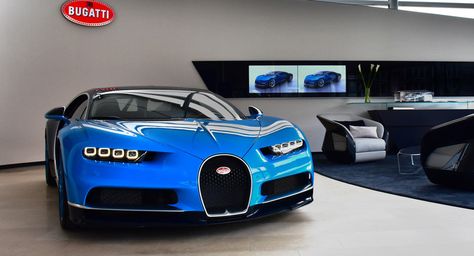 Chiron Proudly Sits In Redesigned Bugatti Zurich Showroom Bugatti Veyron Vitesse, Blue Bugatti, Bugatti Veyron Grand Sport Vitesse, Luxury Cars Audi, Bugatti Cars, Car Showroom, Bugatti Chiron, Become A Millionaire, Super Car