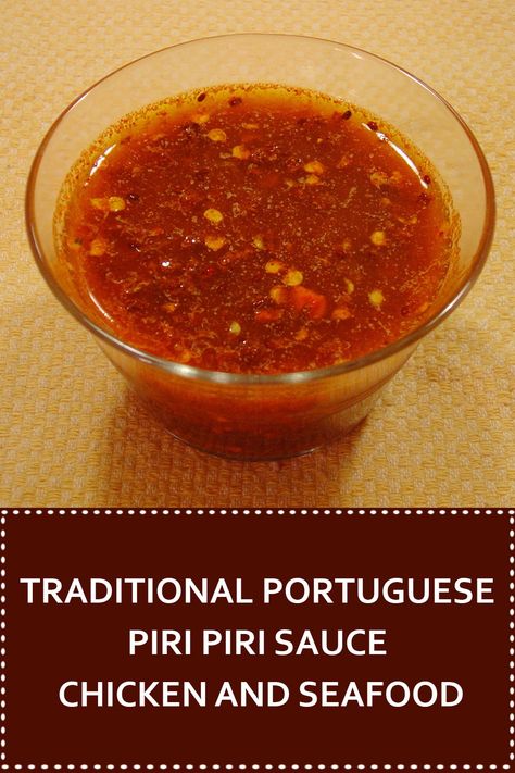 Piri Piri Sauce Recipe, Portuguese Chicken Recipes, Piri Piri Sauce, Piri Piri Chicken, Seafood Recipe, African Cooking, Hot Sauce Recipes, Portuguese Cuisine, Piri Piri