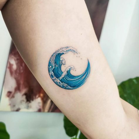 50th Birthday Tattoo Ideas, Simple Ocean Tattoos For Women, Water Moon Tattoo, Tomboy Tattoo Ideas, Moon And Waves Tattoo, To The Sea Tattoo, Ocean Tattoos For Women, Moon And Waves, Water Tattoo Ideas