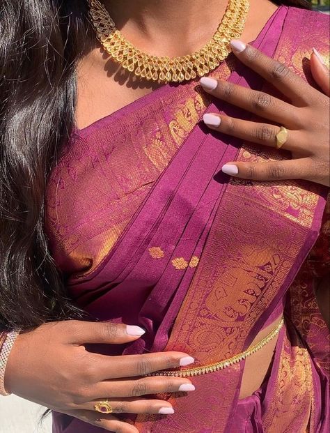 Parvati Patil, Aesthetic Harry Potter, Harry Potter Series, Gold Jewelry, Harry Potter, Saree, Pink, Gold