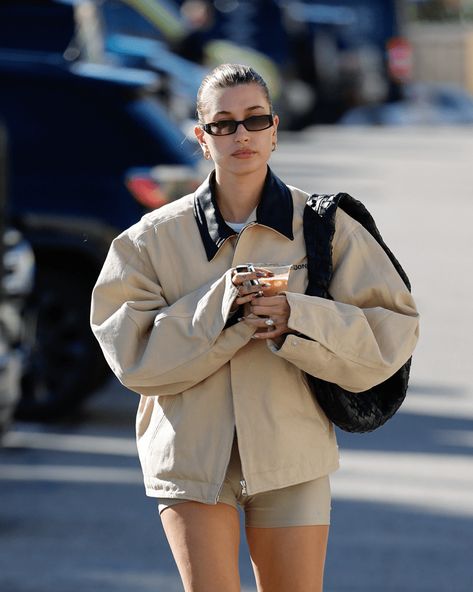 The "Soccer Mom" Aesthetic Is the Sporty-Chic Trend to Try This Fall Soccer Mom Style, Kendall Jenner Hailey, Mom Trends, Bottega Veneta Dress, Bottega Veneta Jodie, Bottega Veneta Bag, Solange Knowles, Huntington Whiteley, Rosie Huntington Whiteley