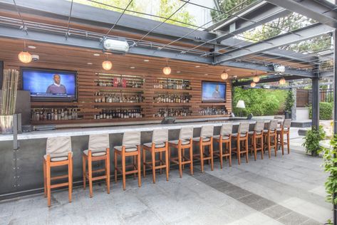 The J House Greenwich - Outdoor Patio Sports Bar Outdoor Bar Restaurant Design Patio, Sports Bar Patio Ideas, Outdoor Club Design, Outdoor Bar Restaurant Design, Backyard Sports Bar, Outdoor Sports Bar Ideas, Outdoor Bar Ideas Modern, Outdoor Commercial Bar, Modern Sports Bar