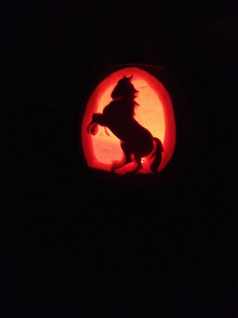 Horse pumpkin carving Pumpkin Carving Ideas Horse, Pumpkin Carving Horse, Horse Pumpkin Carving, Country Pumpkin Carving, Horse Pumpkin, Pumpkin Board, Horse Halloween, Disney Pumpkin Carving, Pumkin Carving