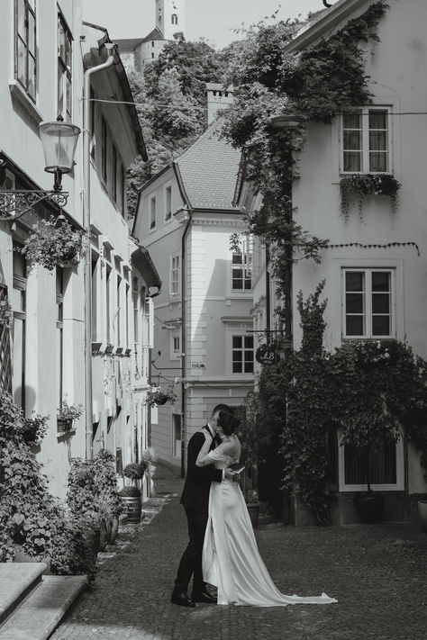 Carlee and John's European elopement and personal vow reading in the heart of old town, Ljubljana. Old Town Wedding Photography, European Elopement, City Wedding Photos, City Elopement, Ljubljana Slovenia, Elopement Dress, Elopement Photos, Wedding Picture, Ljubljana