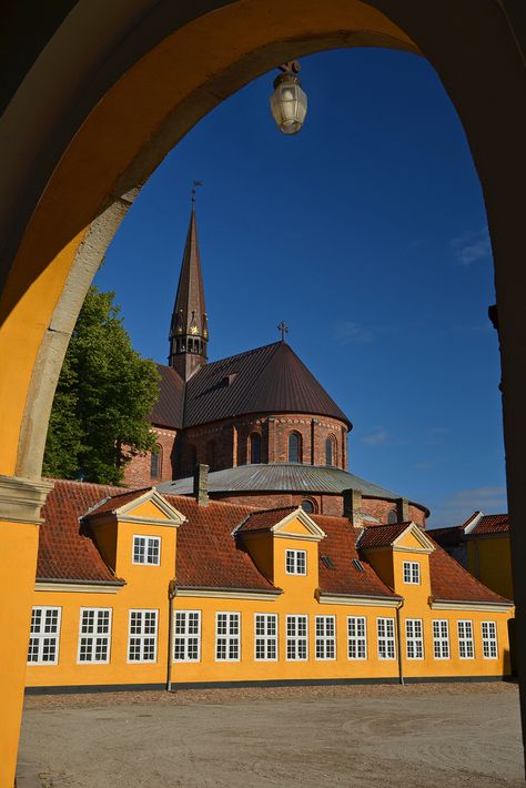 Roskilde Cathedral and Wilhelm Topps Minde | Roskilde, Denmark Interrail Itinerary, Roskilde Denmark, European Bucket List, Beautiful Houses, All Countries, Copenhagen Denmark, Future Travel, Greatest Adventure, 15th Century