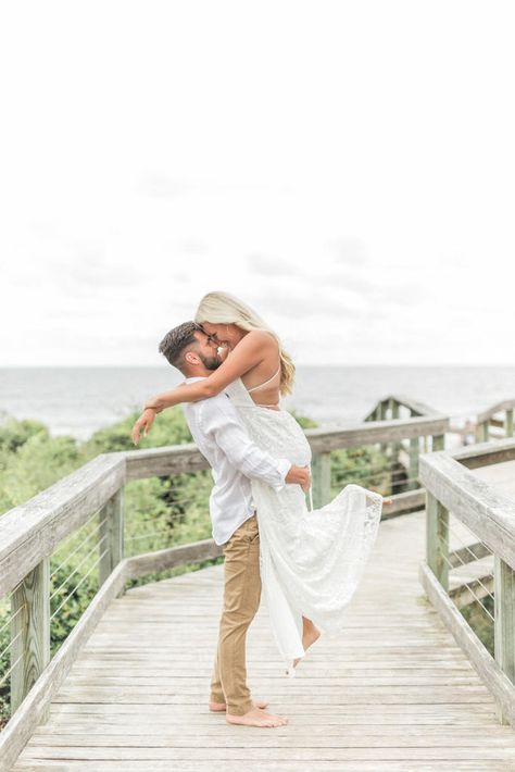 Charleston Couples Photography, Charleston Proposal, Charleston Photoshoot, Engagement Picture Locations, Charleston Beach, Charleston Engagement Photos, Proposal Spots, Engagement Pictures Beach, Charleston Beaches