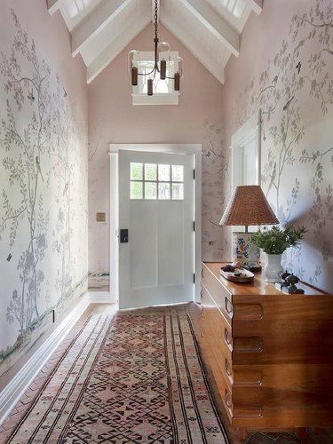 Wallpaper Foyer Entryway, Wallpaper Foyer, Rooms With High Ceilings, Pink Floral Wallpaper, Hallway Foyer, Farmhouse Side Table, Foyer Entryway, Colored Ceiling, Best Paint Colors