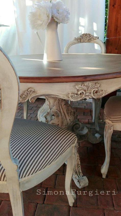 Refinished Table, White Washed Furniture, Farmhouse Dining Set, Chalk Paint Projects, French Country Cottage, Western Home Decor, French Country House, Refurbished Furniture, French Country Decorating