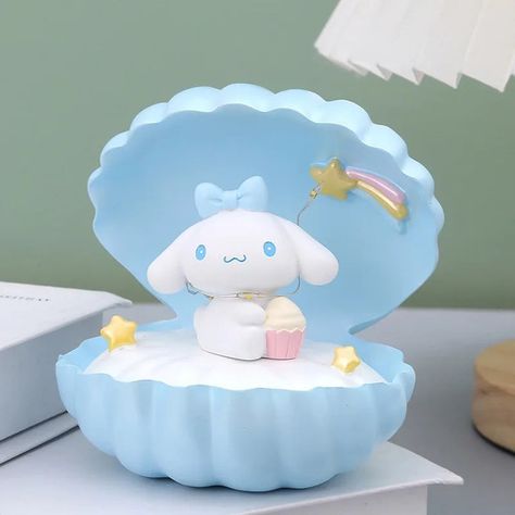 Japanese Plushies, Pochacco Cinnamoroll, Cinnamoroll Pompompurin, Kuromi My Melody, Duck Art, My Melody Kuromi, Sanrio My Melody, Sketches Tutorial, Room Lamp