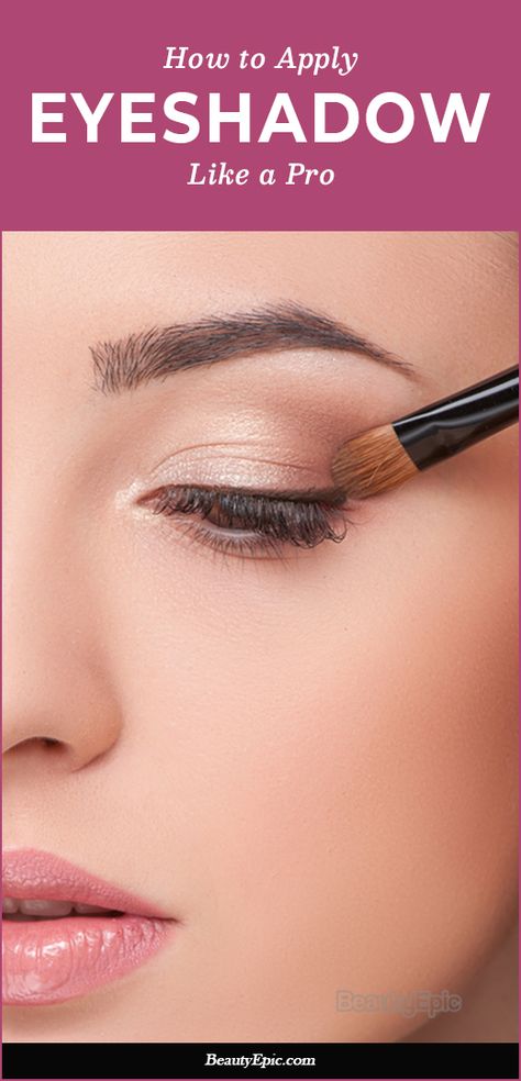 Eye Make Up For Over 40, How To Put On Eye Shadow Step By Step, Modern Eyeshadow Looks, How To Put On Eye Shadow, How To Put Eyeshadow On, How To Put On Eyeshadow, Two Color Eyeshadow, Natural Eye Shadow Looks, How To Put Eyeshadow