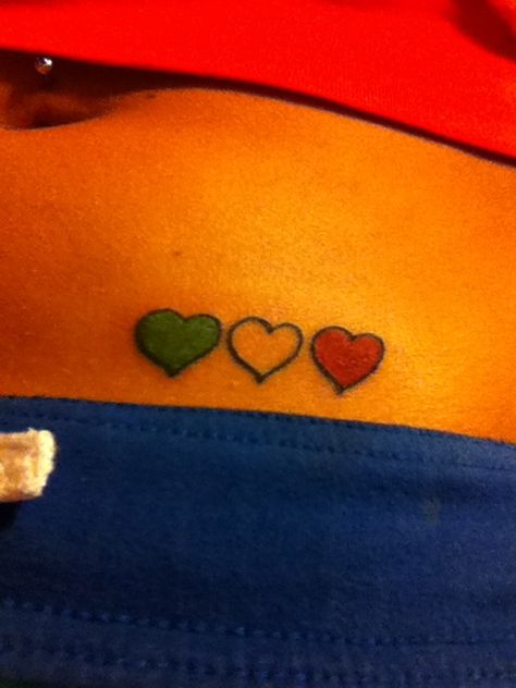 would be cute one on each side italian Italian Heart Tattoo, Italian Flag Tattoo, Italian Quote Tattoos, Sister Tats, Cardinal Tattoos, Ashley Walters, Italian Tattoos, Hearts Tattoo, Italian Girl