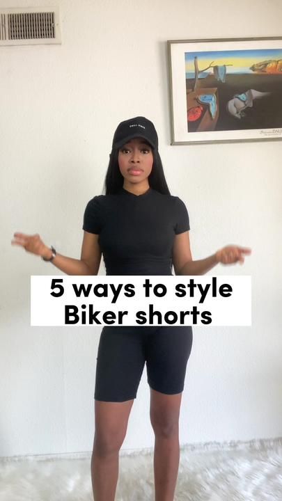 Winter Biker Shorts Outfit, Flannel With Shorts Outfit Women, All Black Biker Shorts Outfit, How To Dress Biker Shorts, Fall Outfits With Biker Shorts, Bikershort Outfit Ideas, Flannel And Biker Shorts Outfit, How To Dress Up Biker Shorts, How To Style Black Biker Shorts