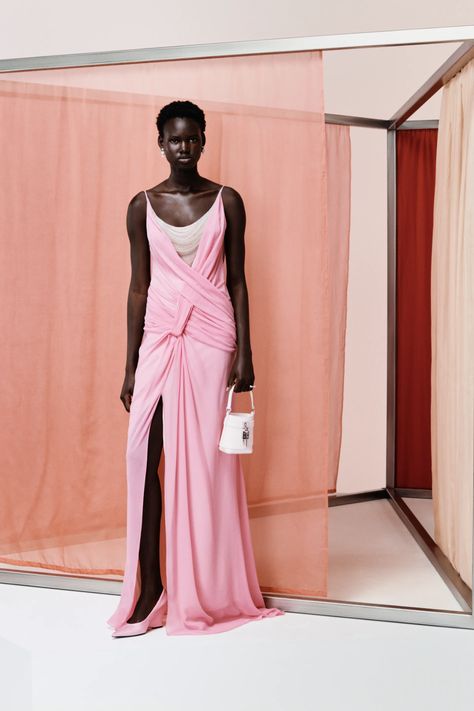 Resort 2024 Collection, Resort 2024, Runway Trends, Runway Collection, Fashion Show Collection, 2024 Collection, Historical Fashion, French Fashion, Runway Fashion