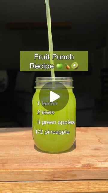 Natural Fruit Punch Recipe, Fruit Punch Recipe, Homemade Juice, Green Juice Recipes, Punch Recipe, The Wailers, Juicing For Health, Green Fruit, Punch Recipes