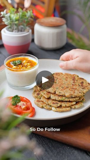 Facebook 2min Snacks, Masala Paratha, Good For Digestion, Navratri Recipes, Millet Recipes, Red Chilli Powder, Small Portions, Boiled Potatoes, Red Chilli