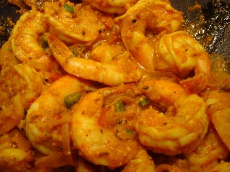 Trinidad Shrimp Curry Jhinga Recipe, Caribbean Spices, Shrimp Diablo, Trini Recipes, Trinidadian Recipes, Indian Cuisine Recipes, Shrimp Curry, Trinidad Recipes, Carribean Food