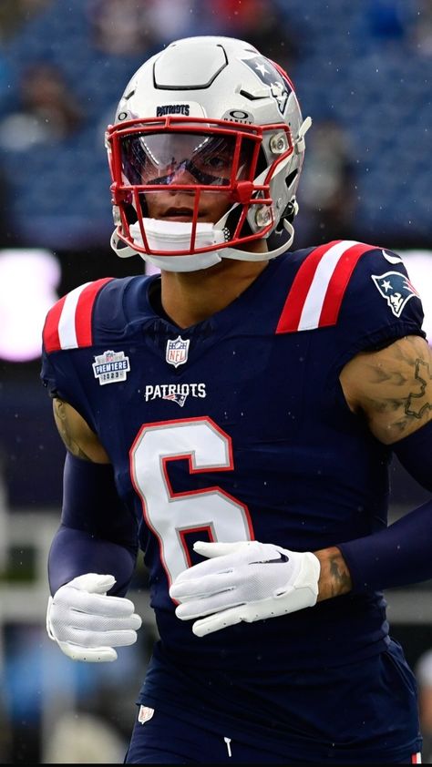 Christian Gonzalez Patriots, Patriot Football, New England Patriots Wallpaper, Nfl Patriots, Nfl Photos, Patriots Football, Football Pictures, Fun Time, New England Patriots