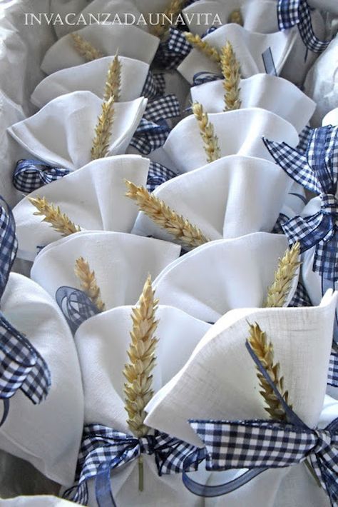 detalles originales para comunión Communion Party Favors, Baptism Cookies, Primera Comunion Ideas, Boys First Communion, First Communion Party, First Communion Favors, Christening Party, Communion Favors, Communion Party