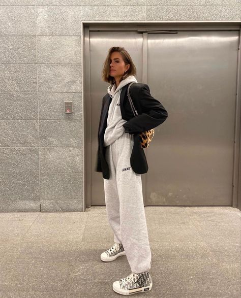 Bekväma Outfits, Lounge Outfit, Populaire Outfits, Looks Street Style, Fashion Blogger Style, Modieuze Outfits, Streetwear Fashion Women, Mode Inspo, 가을 패션