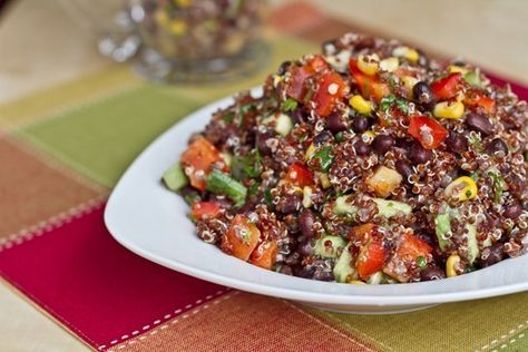 trader joes red quinoa salad recipe. This is out of control delicious. I made it from the box and never wrote the recipe down. When I went back for more, they had discontinued it! Finally found it and drooling over tonights side dish! Red Quinoa Recipes, Red Quinoa Salad, Salad Kale, Quinoa Salad Recipe, Beans Vegetable, Black Bean Quinoa, Oh She Glows, Red Quinoa, Black Bean Salad