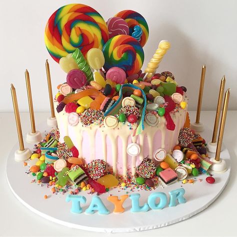 Lolly Birthday Cake Ideas, Cake Decorated With Sweets, Lolly Cake Decorations, Birthday Cake With Candy On Top, Lollipop Cake Birthday, Lollie Cake, Sweetie Birthday Cake, Sweetie Cake, Lolly Cake