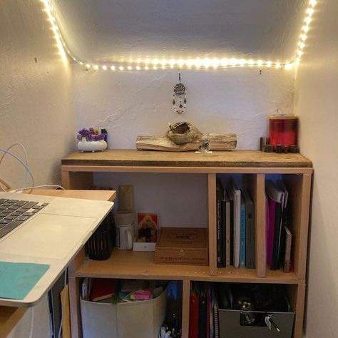 21 Cloffice Ideas. How to Turn a Closet into an Office Closet To Office Conversion, Cloffice Ideas, Closet Desk, Home Office Closet, Small Workspace, Tiny Closet, Reach In Closet, Closet Office, Puck Lights